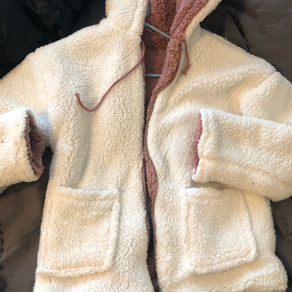 Fluffy reversible coat